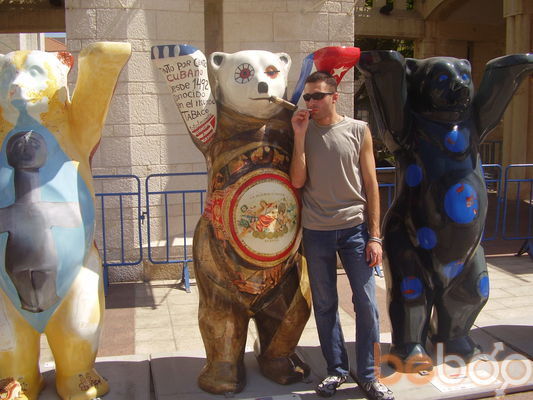  ,   Simon, 40 ,  