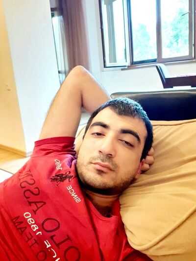  ,   Artur, 30 ,   ,   