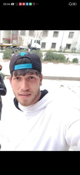  ,   Ahmed, 27 ,   ,   , c 