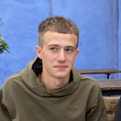  ,   Artem, 19 ,   ,   