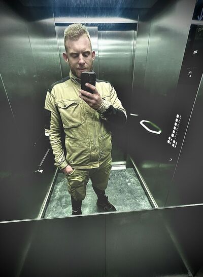  Praha,   Kriss, 26 ,   ,   