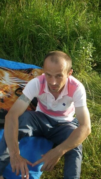  ,   Dimon, 49 ,   ,   