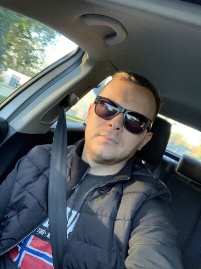  ,   Nelu, 33 ,   ,   