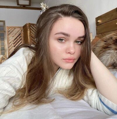  ,   Alice, 25 ,   ,   , c 