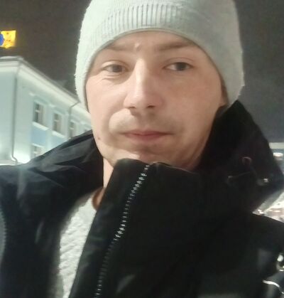  ,   Alien Strang, 35 ,   , 