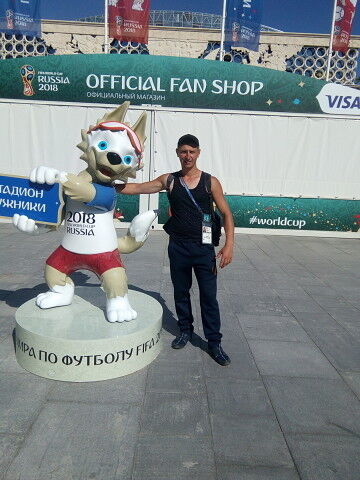  ,   Viktor, 37 ,   ,   , c 