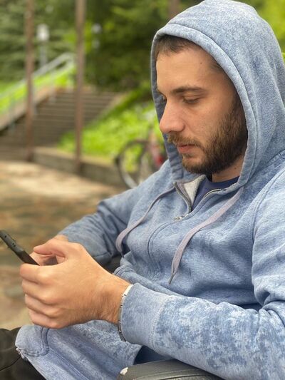  ,   Farid, 32 ,   ,   , c 