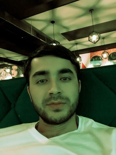  ,   Shoxruh, 32 ,   