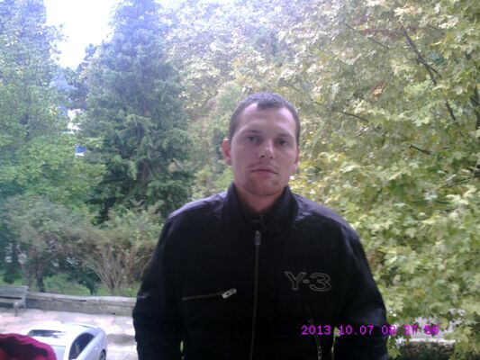  ,   Maikl, 37 ,   
