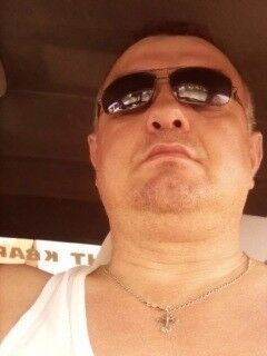  ,   Anton, 52 ,     , c 