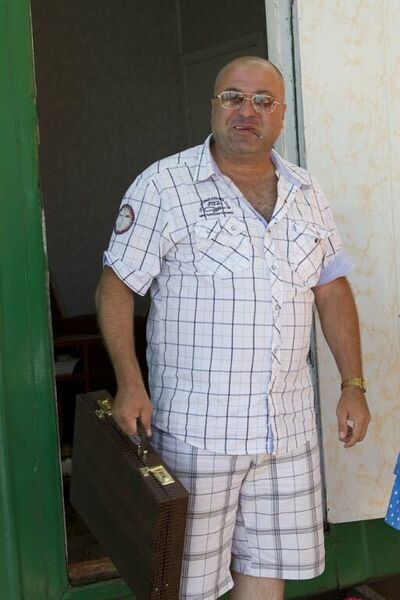  ,   Andy, 53 ,   ,   