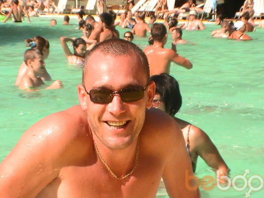  ,   Alex, 41 ,   