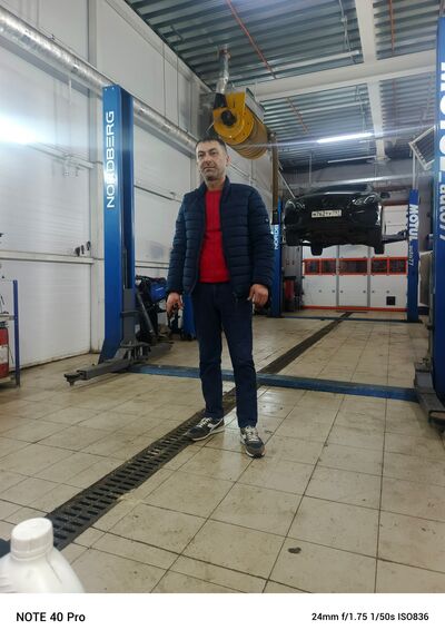  ,   Kenan, 47 ,   ,   , c 