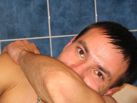  ,   Fomihj, 42 ,   