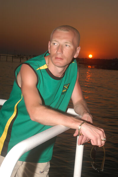  ,   Dima, 47 ,   ,   