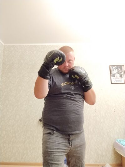  ,   Artem, 29 ,   ,   