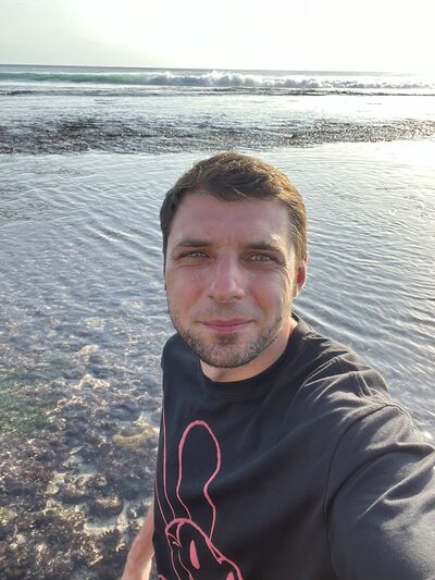  ,   Alex, 36 ,   ,   