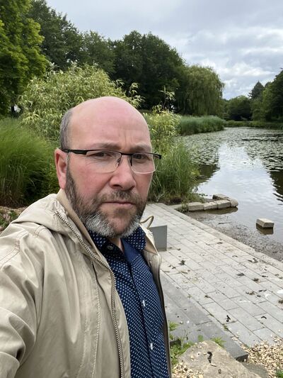  Essen,   Deniz, 47 ,   ,   