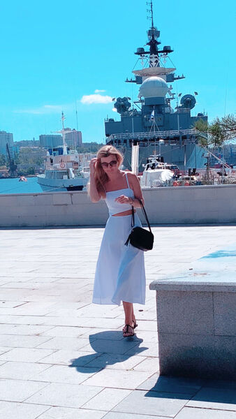 ,   Elena, 42 ,   ,   , c 