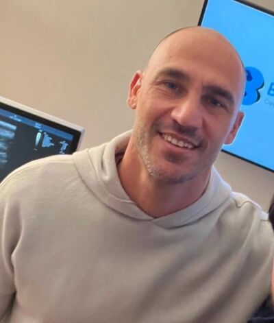  London Colney,   Max, 41 ,   ,   , c , 