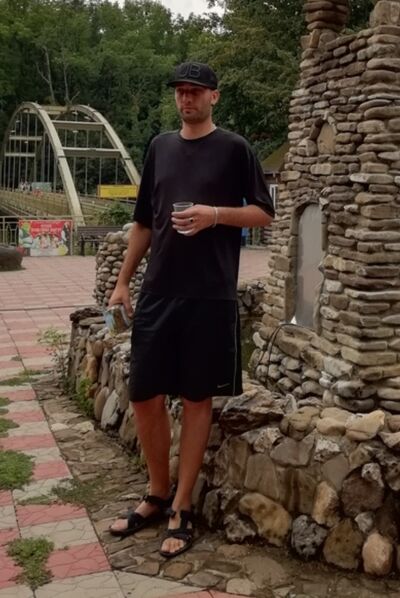  ,   Pavel, 41 ,  