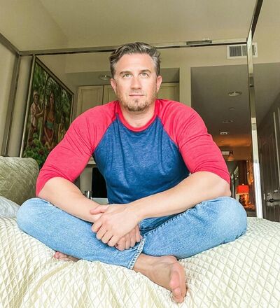  ,   David, 46 ,   ,   