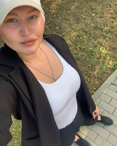  ,   Anastasia, 27 ,   ,   
