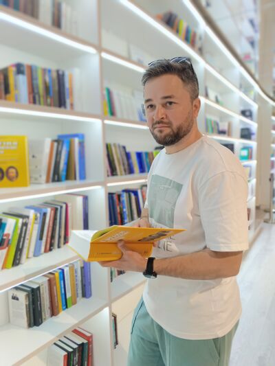  ,   Allan, 37 ,   ,   