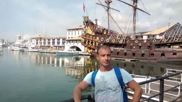  -,   Kirill, 44 ,   c 