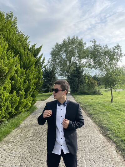  ,   Beno, 19 ,   ,   