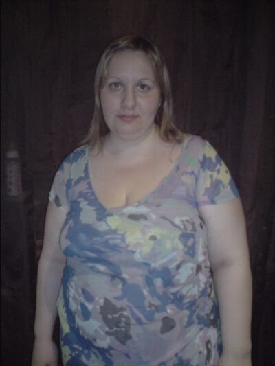  ,   Sabina, 40 ,  
