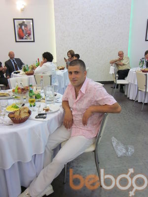  3034956  Hayk, 42 ,    