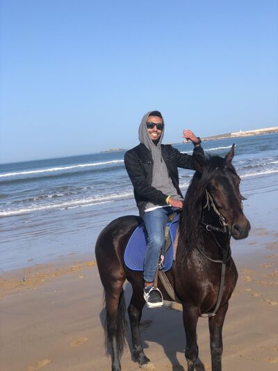  ,   Ayoub, 24 ,   ,   