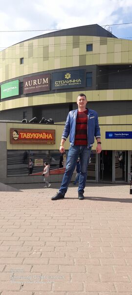  -,   Taras, 37 ,   ,   , c , 