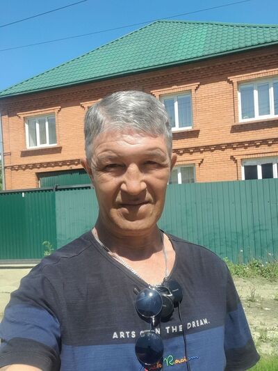  ,   Rinat, 54 ,   ,   , c 