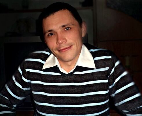  ,   ALEX, 44 ,   