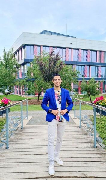  ,   MALEK, 30 ,   ,   