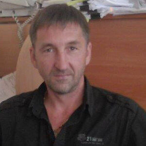  ,   Artem, 52 ,   