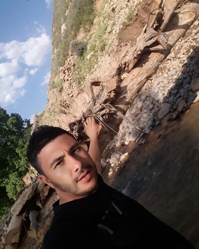  ,   Latif, 39 ,   ,   , c 