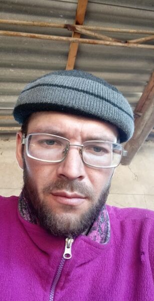  ,   Artiom, 31 ,   ,   , c 