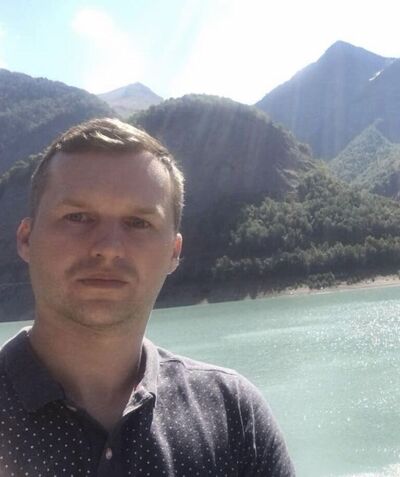  Calgary,   , 37 ,   c 