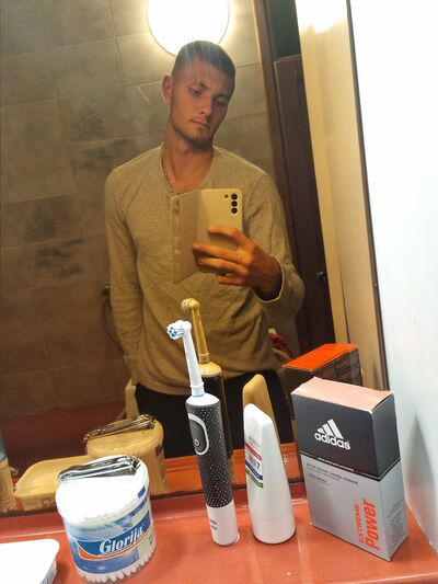  Mesagne,   Alex, 25 ,   ,   