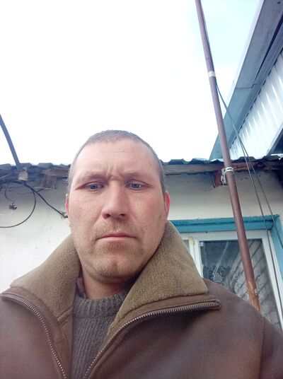  ,   Alex, 33 ,   ,   