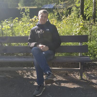  ,   Pavel, 39 ,   ,   