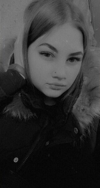  ,   Irina, 21 ,   
