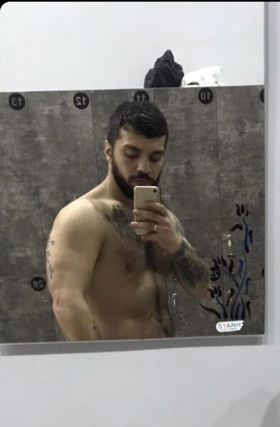  ,   Arman, 29 ,   ,   , c 