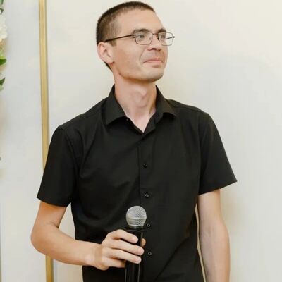 ,   Oleg, 31 ,   ,   , c , 