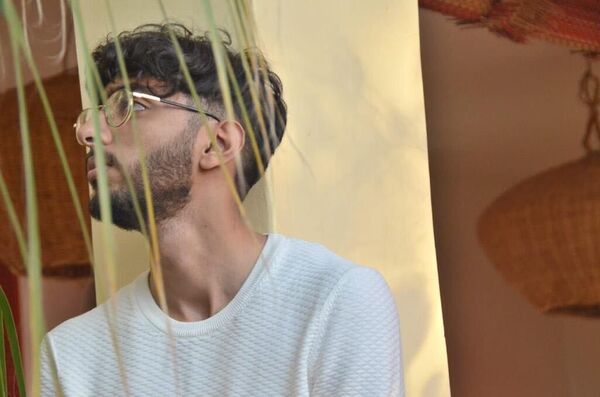  ,   Hosni, 24 ,   ,   