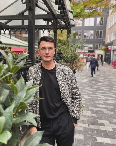  Piedmont,   Vladimir, 36 ,   ,   