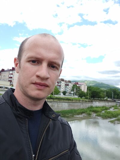  ,   Anton, 31 ,   ,   